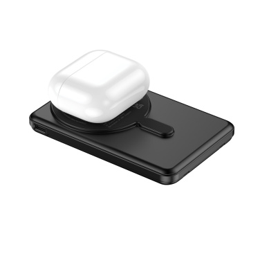 Logotrade werbemittel das Foto: Urban Vitamin Redwood 5-in-1 5.000mAh 20W PD magn. Powerbank